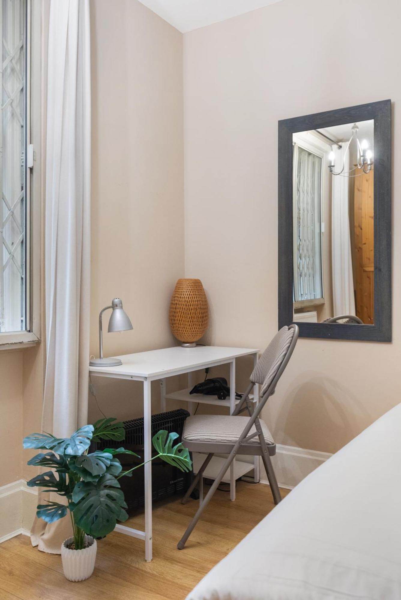 Apartment Kenton Court